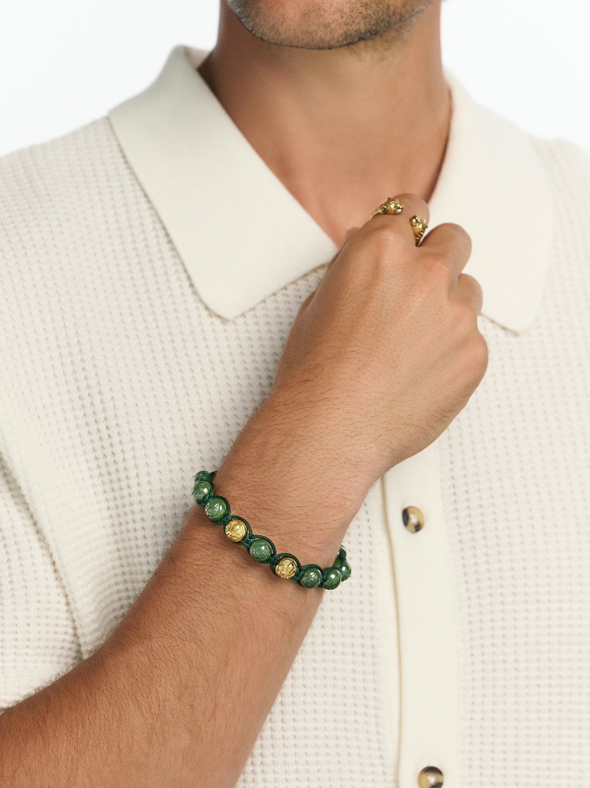 Men'S Beaded Bracelet With Glossy Green Ceramic & Gold Beads