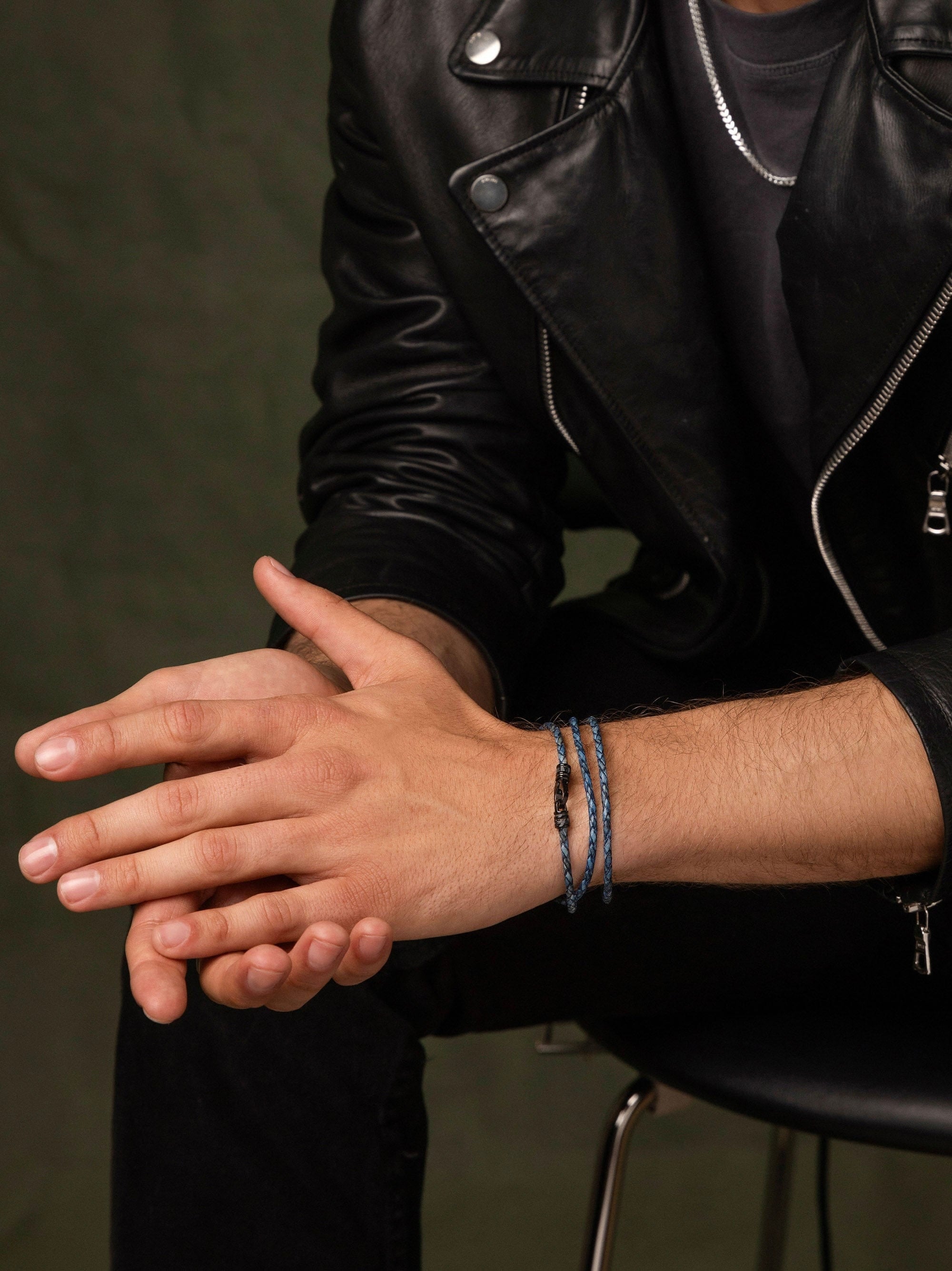 Men'S Blue Wrap Around Leather Bracelet