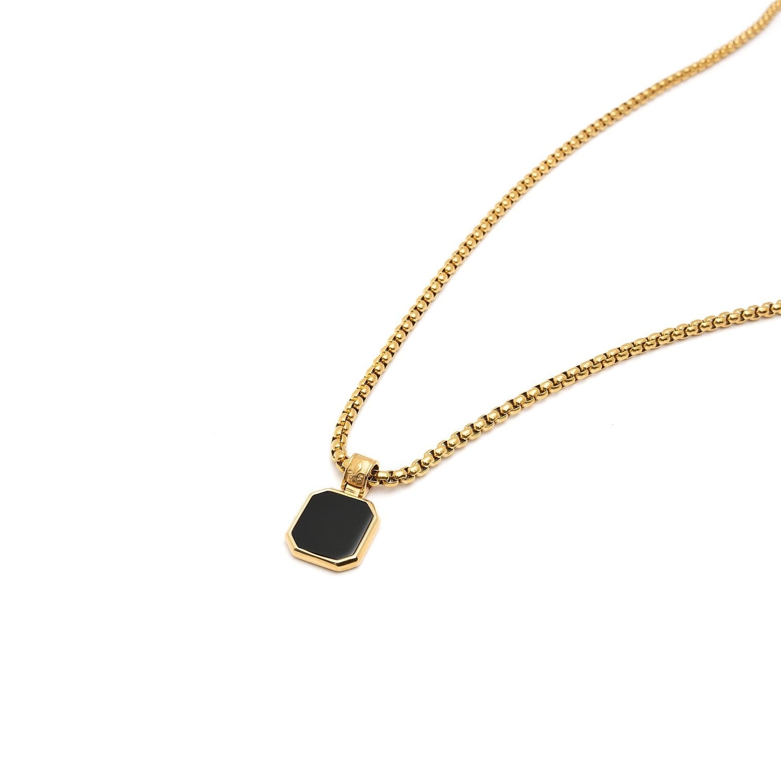 Men'S Gold Necklace With Square Matte Onyx Pendant