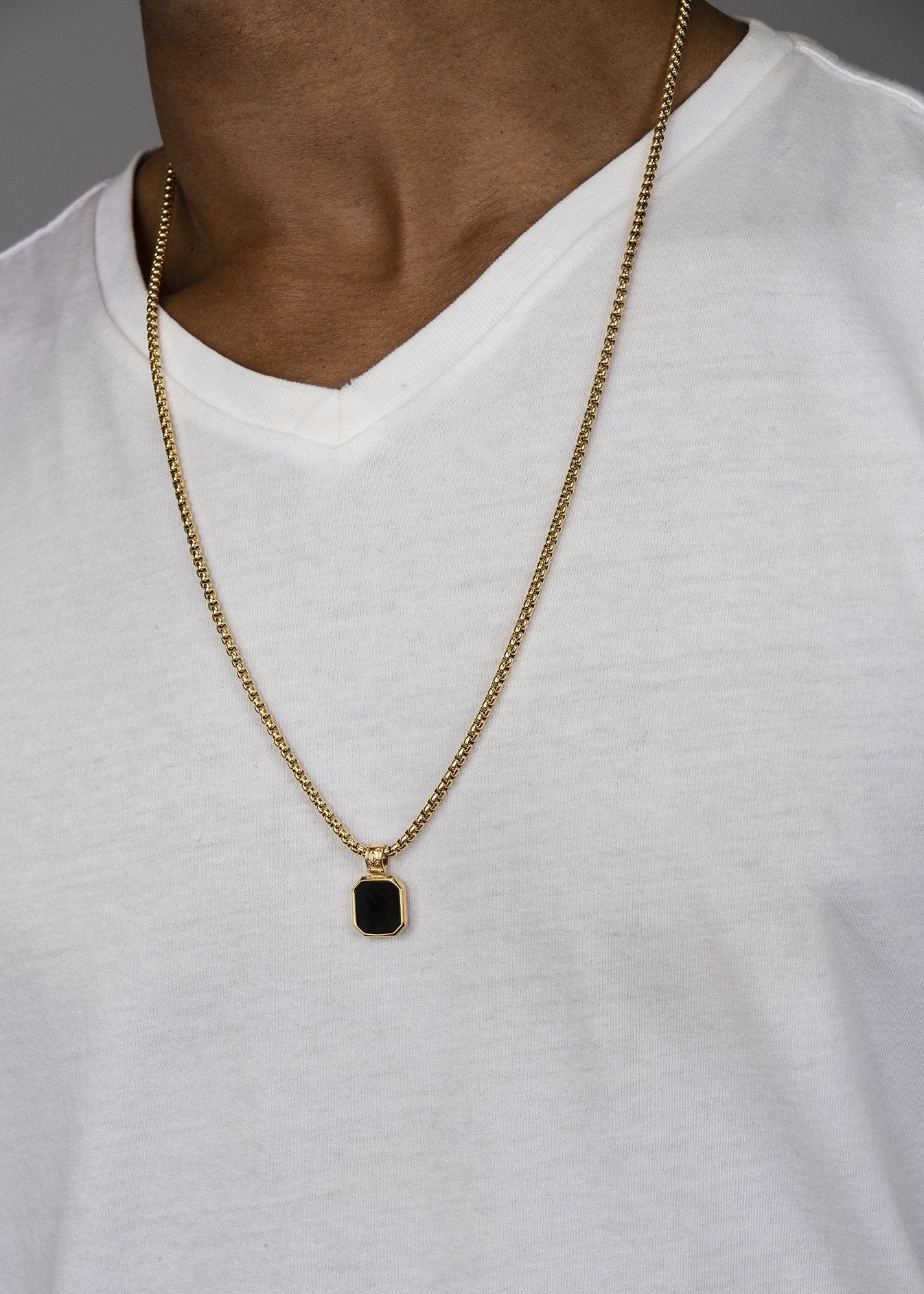 Men'S Gold Necklace With Square Matte Onyx Pendant
