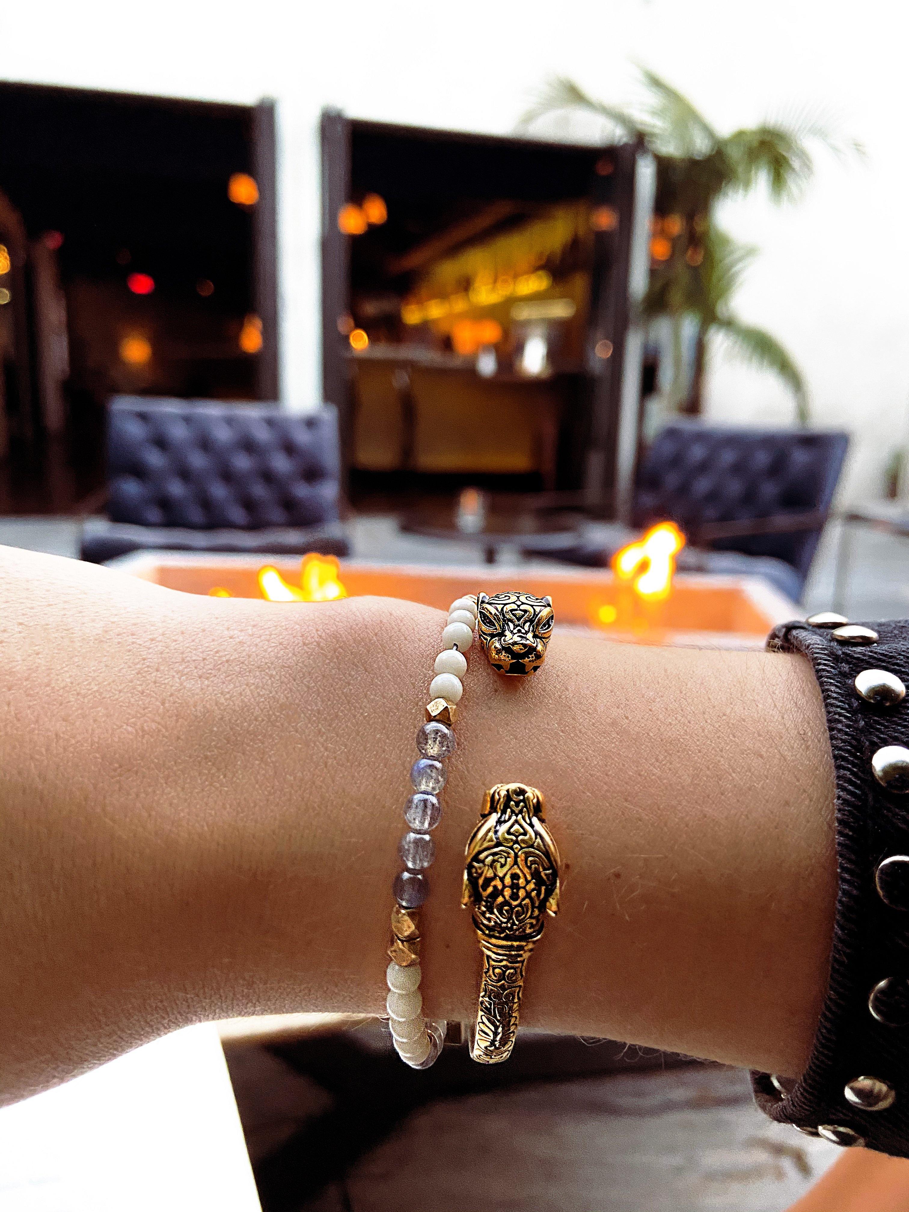 Women Adorned Panther Bangle In Gold