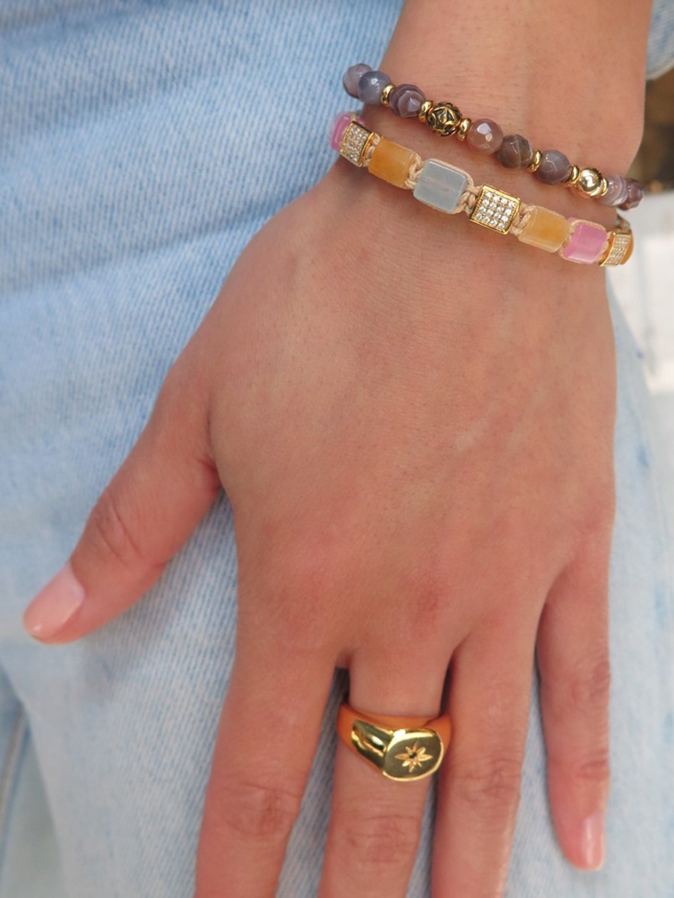 Women'S Wristband With Botswana Agate And Gold (Multi)