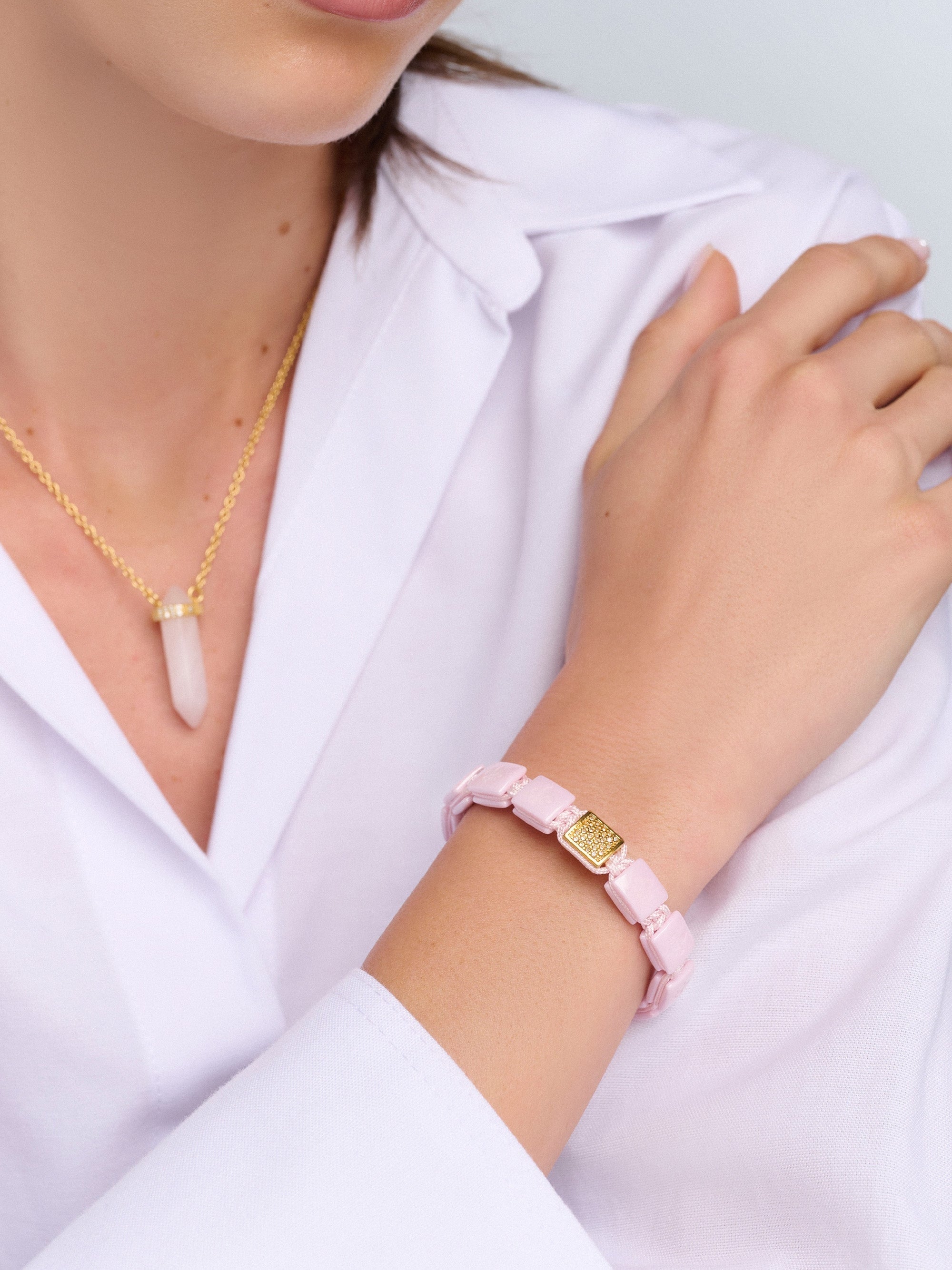 Women'S Soft Pink Ceramic Flatbead Bracelet With Gold Cz