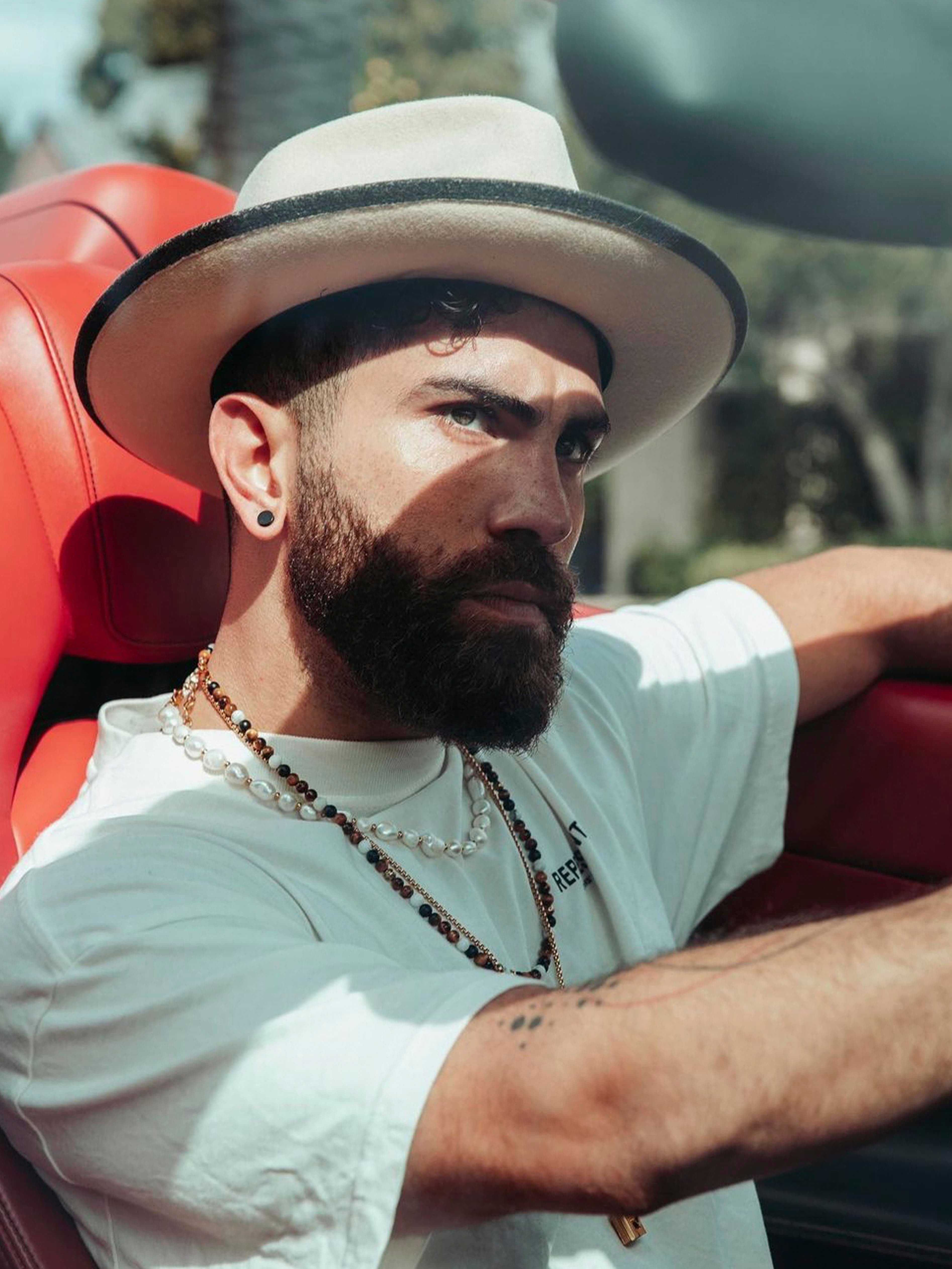 Beaded Necklace With Brown Tiger Eye, Howlite, And Onyx