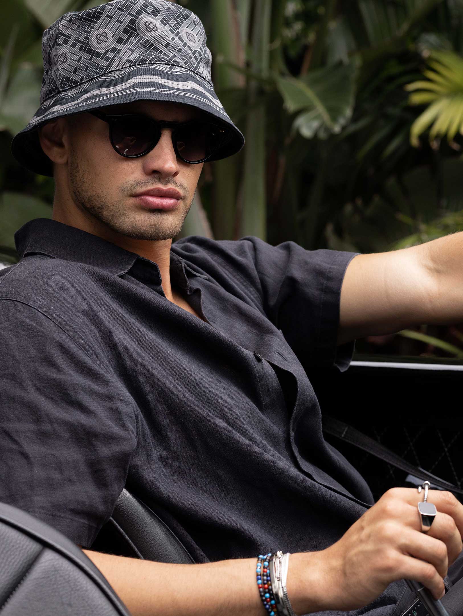 Malibu Sunglasses (Black on Black)