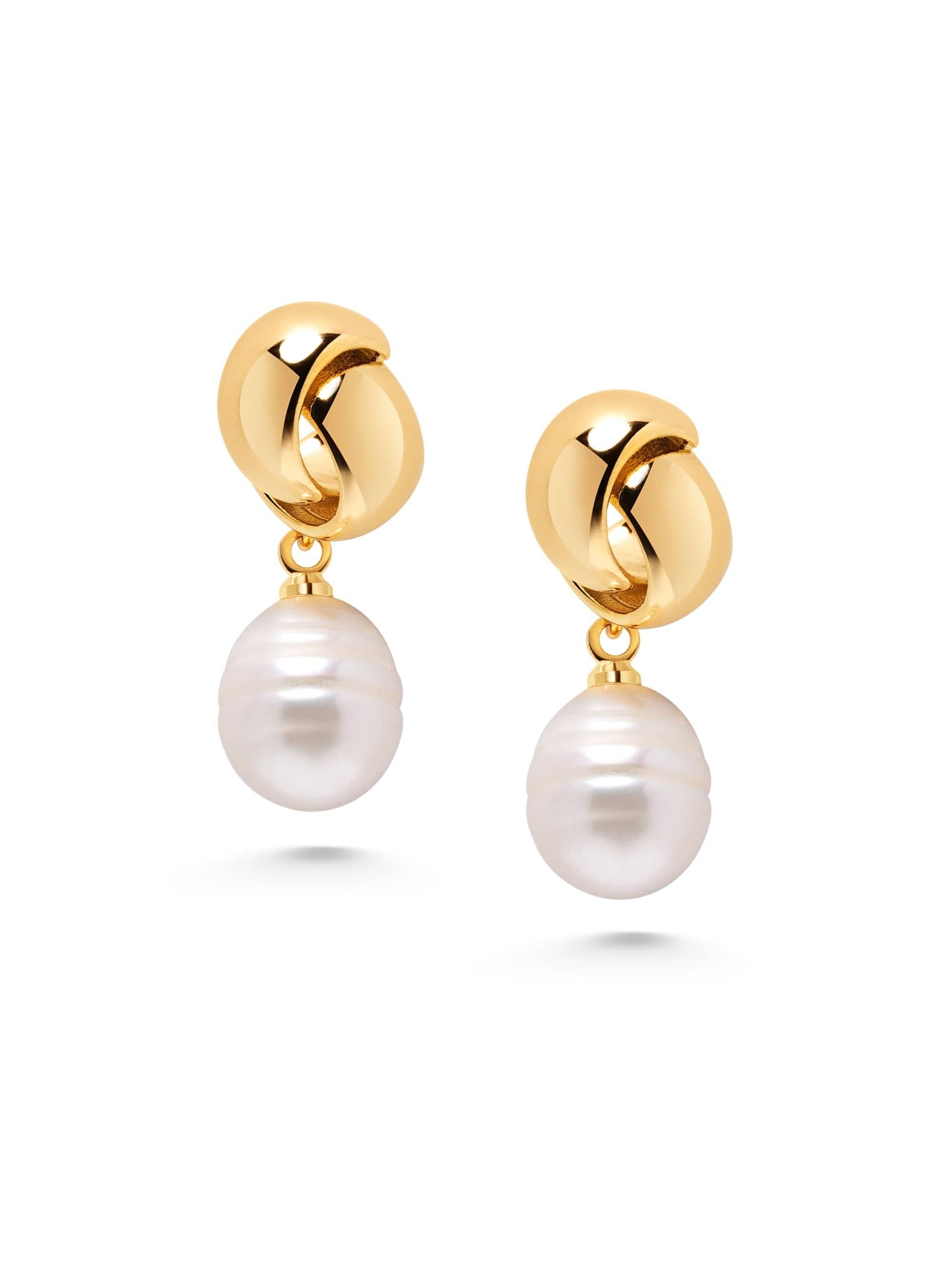 Pearl Drop Earrings in Gold