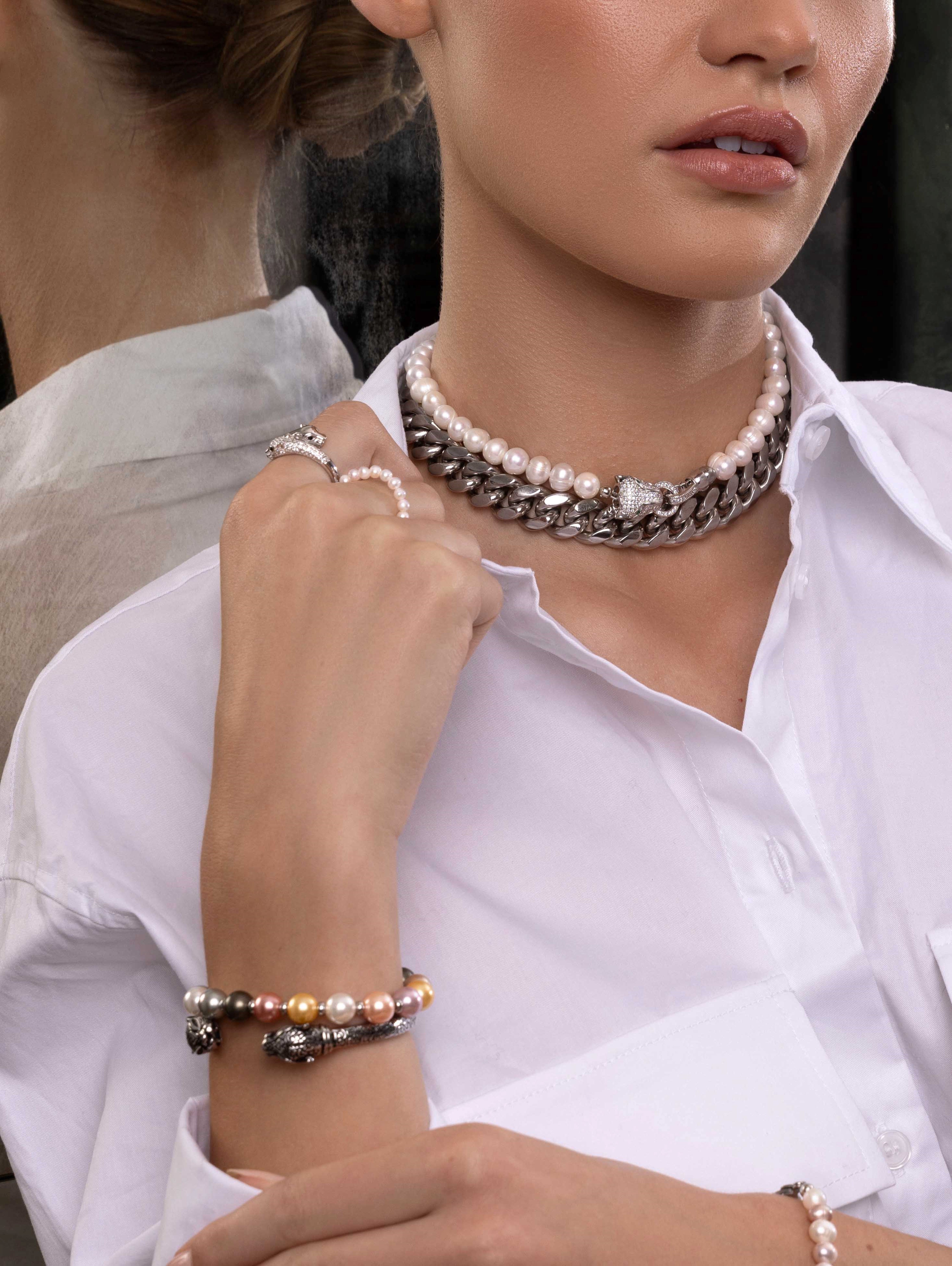 Women'S Pearl Choker With Silver Panther Head